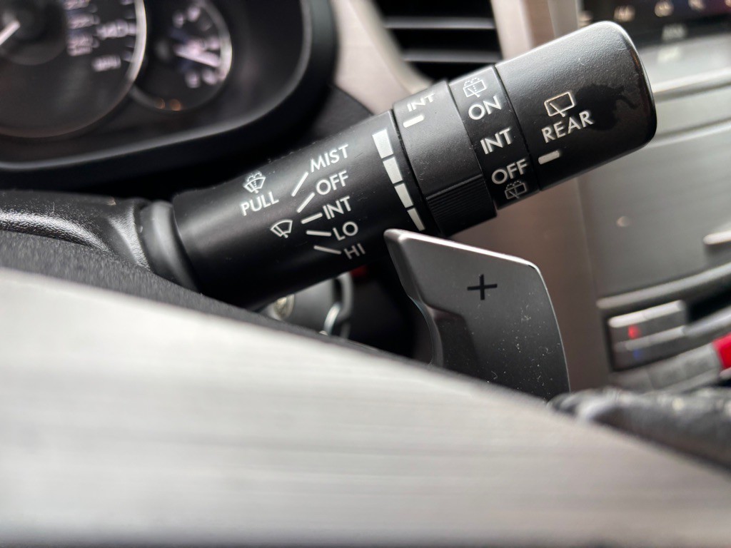 2011 Subaru Outback Image 10