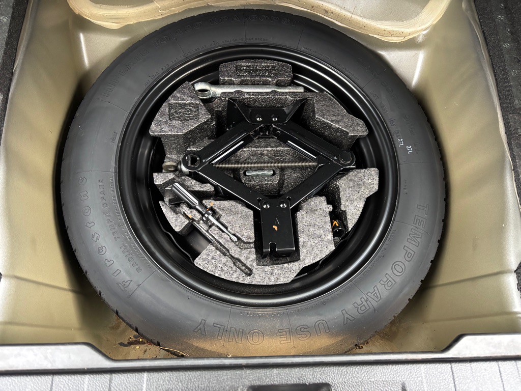 2011 Subaru Outback Image 17