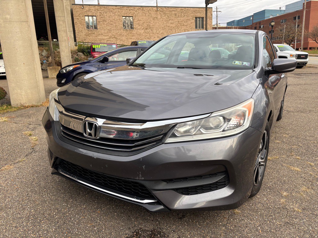 2011 Subaru Outback Image 24