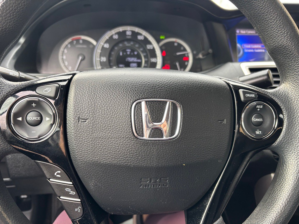 2011 Subaru Outback Image 32