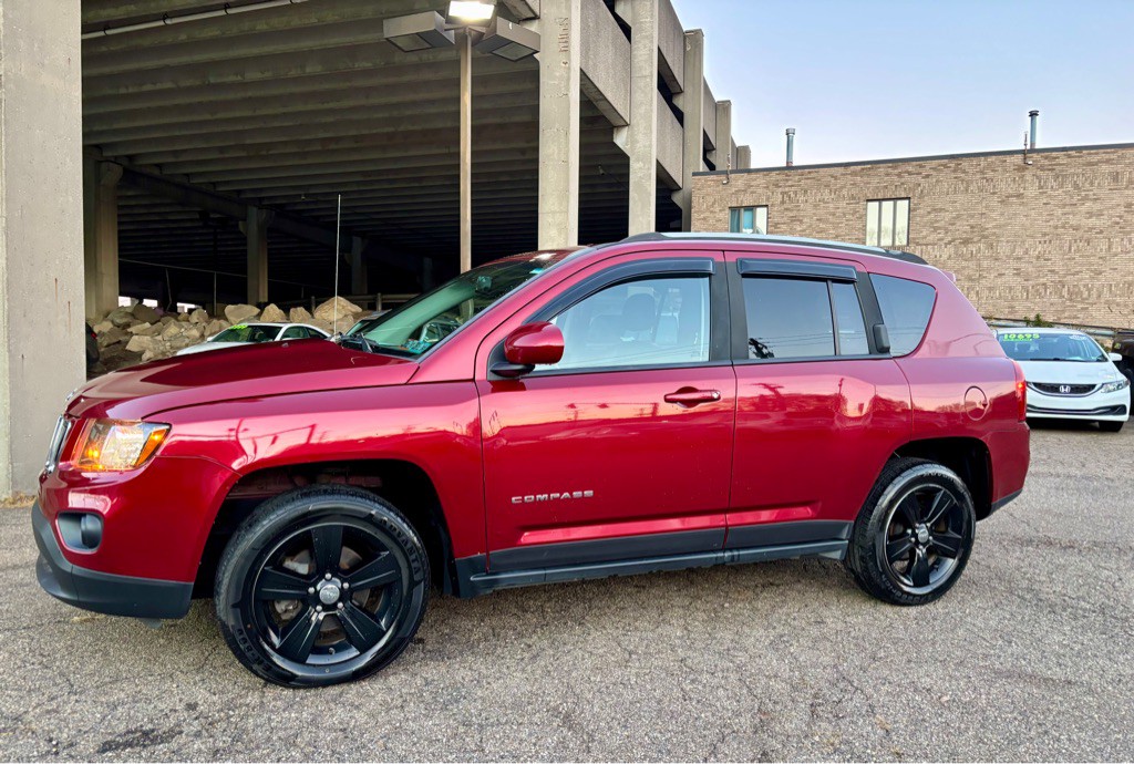 2016 Jeep Compass Image 1