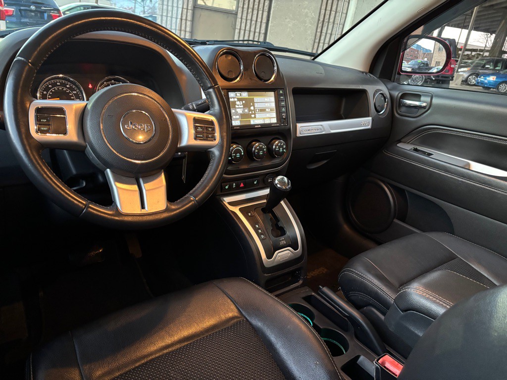 2016 Jeep Compass Image 10