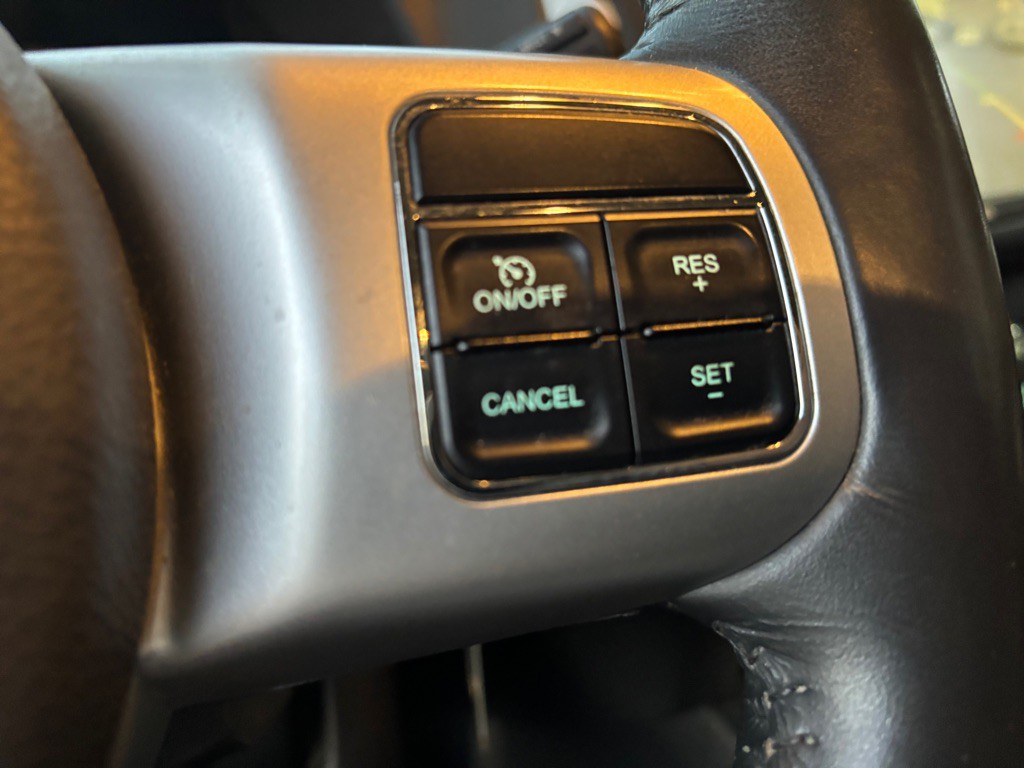 2016 Jeep Compass Image 16