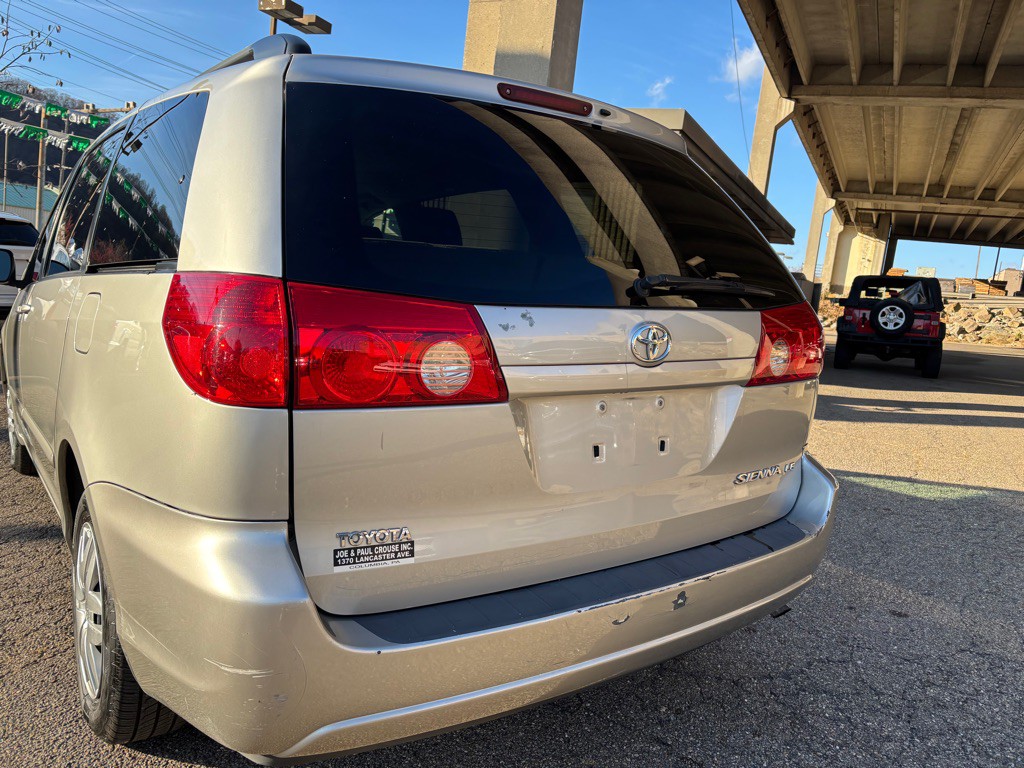 2006 Toyota Sienna Image 4