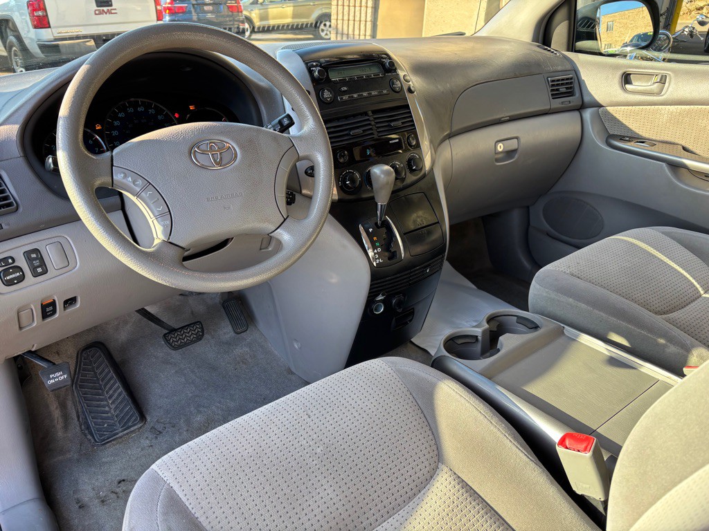 2006 Toyota Sienna Image 6