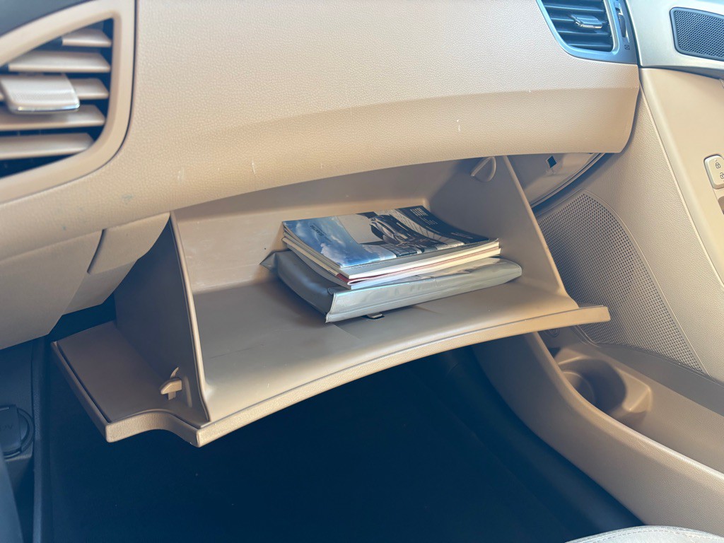 2013 Hyundai Elantra Image 14