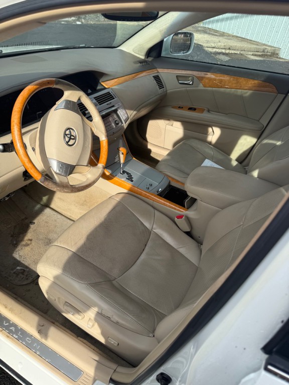 2007 Toyota Avalon Image 9