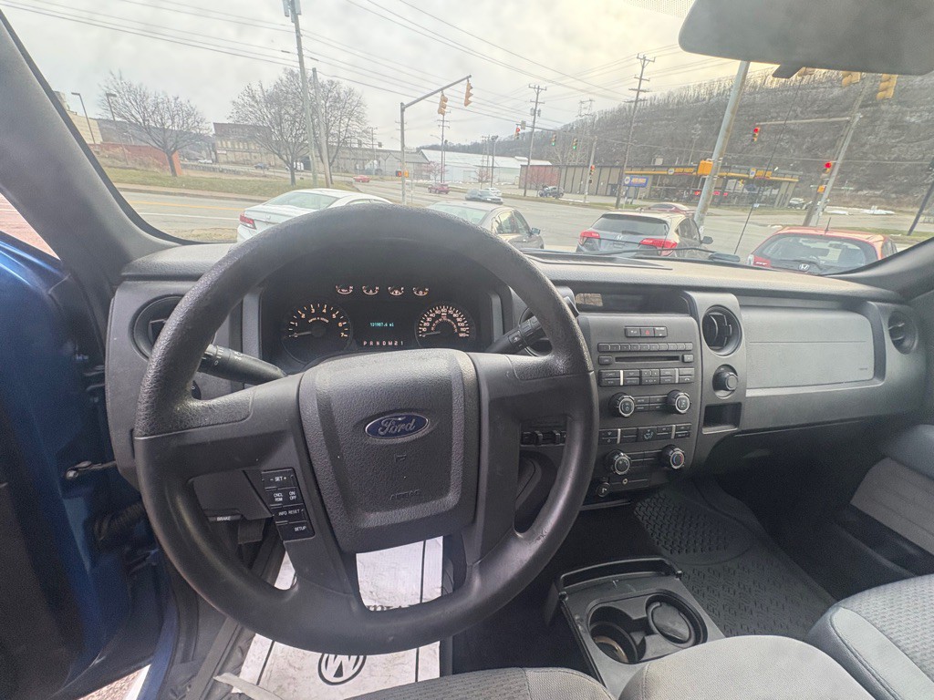 2011 Ford F-150 Image 8