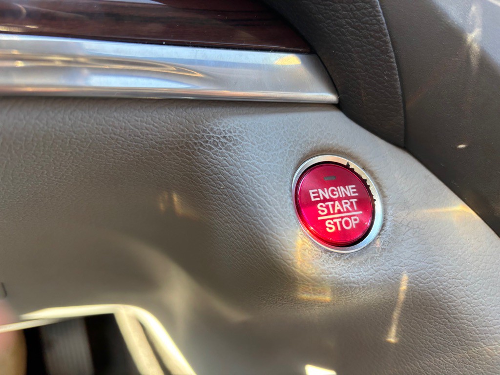 2015 Acura MDX Image 16