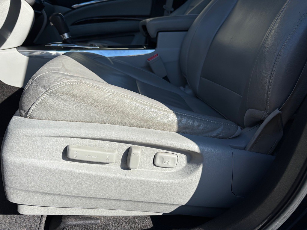 2015 Acura MDX Image 17
