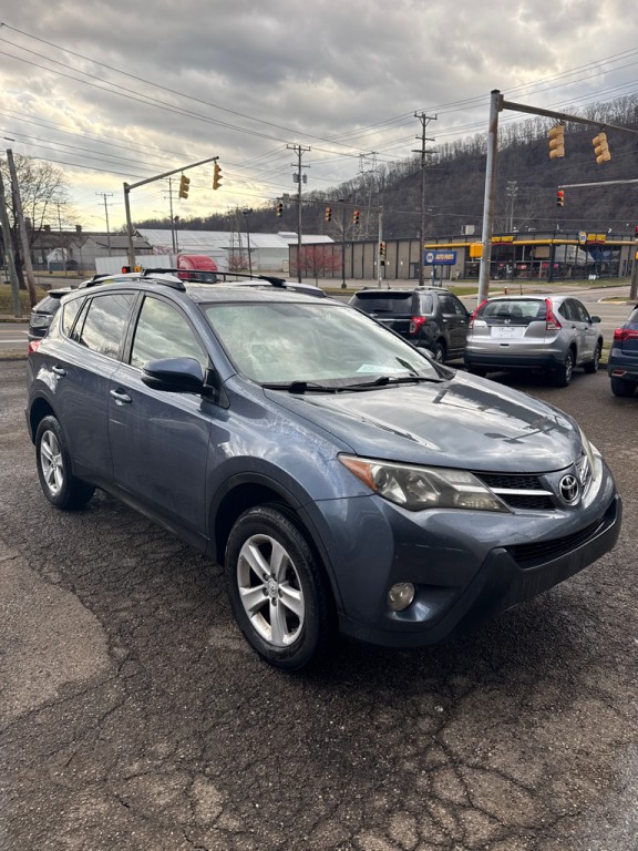 2013 Toyota Rav4 Image 4