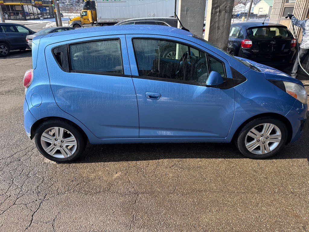 2014 Chevrolet Spark Image 3