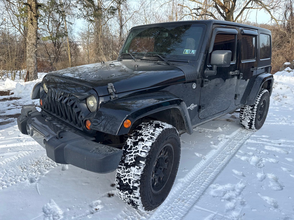 2013 Jeep Wrangler Unlimited Image 1