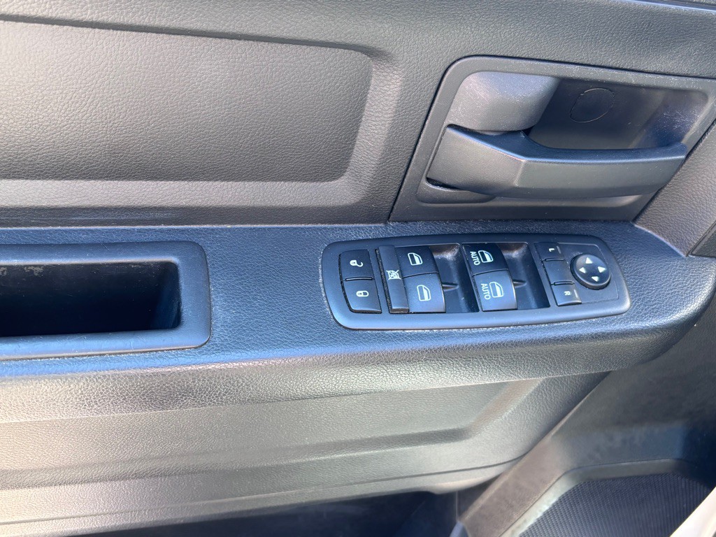 2018 RAM 1500 Image 9