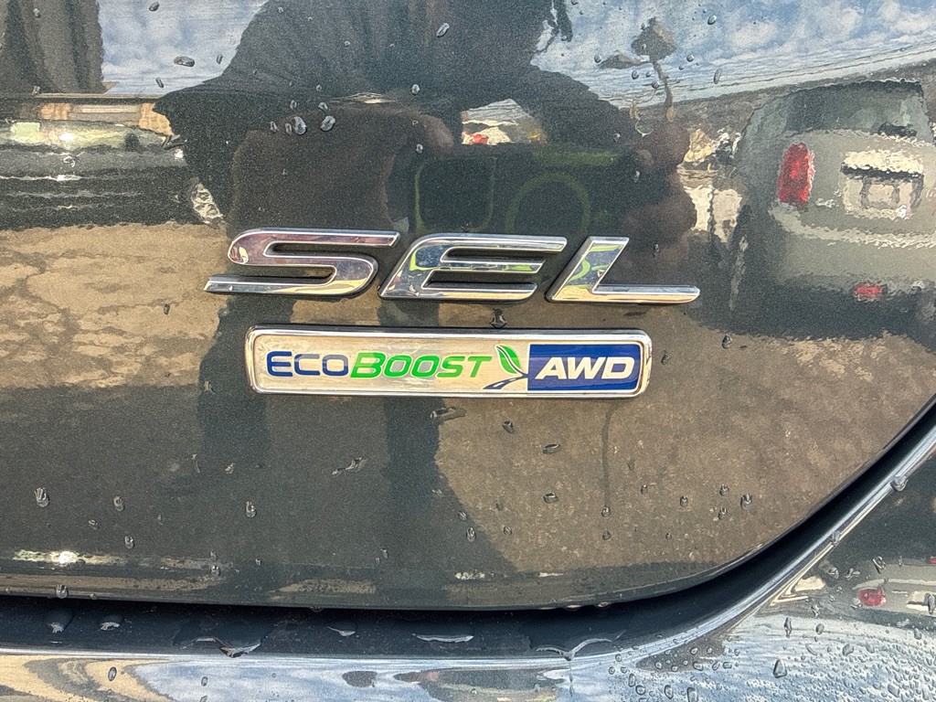 2019 Ford Edge Image 5