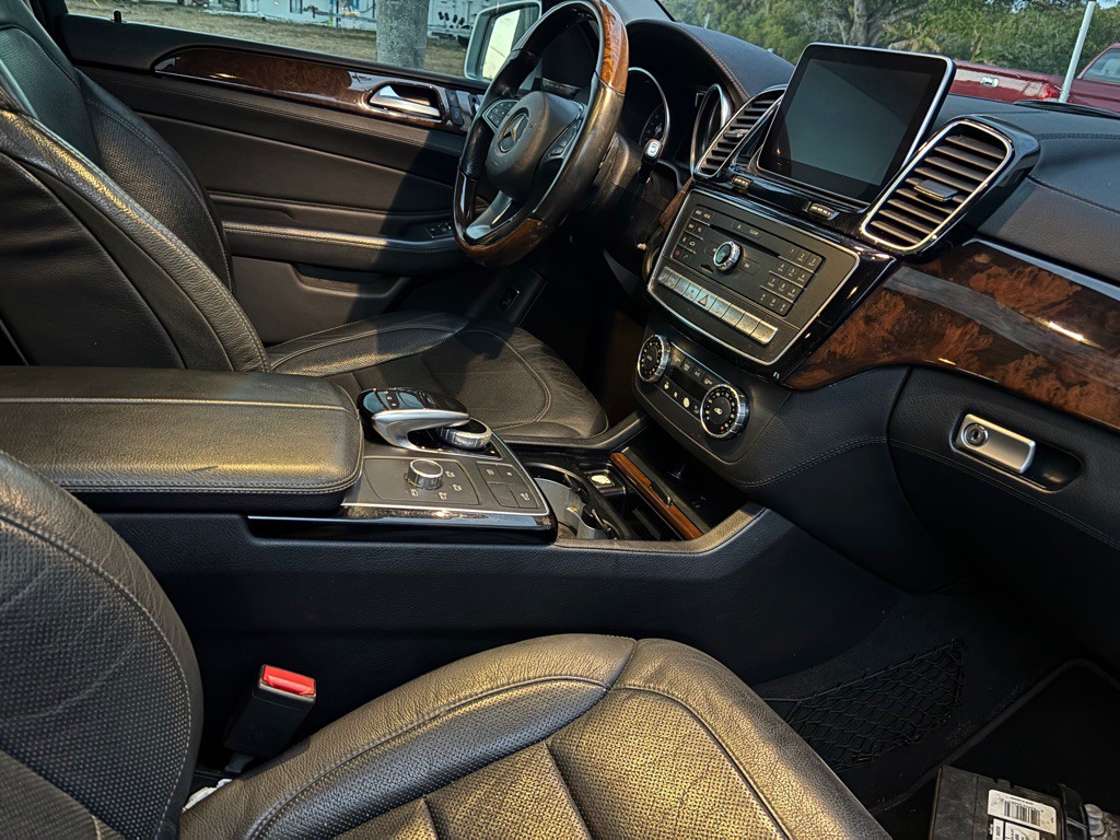 2016 Mercedes-Benz GLE-Class Image 3