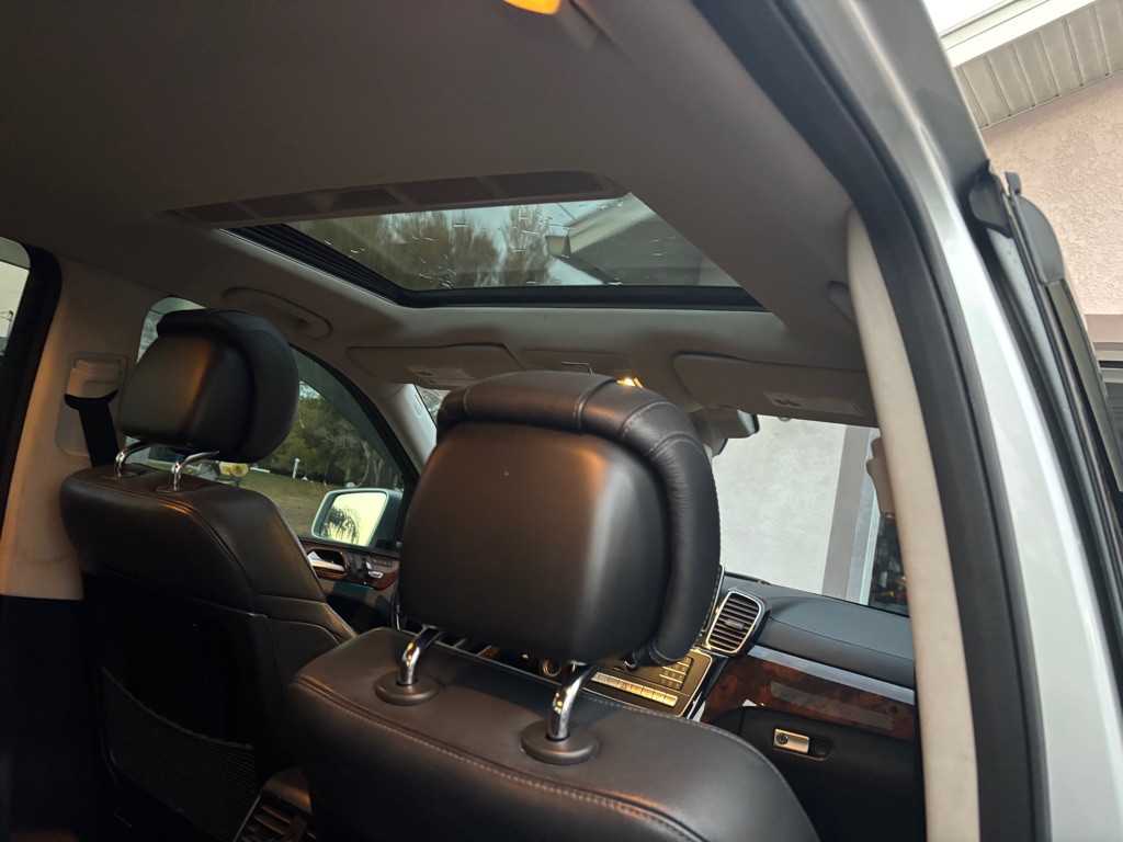 2016 Mercedes-Benz GLE-Class Image 8