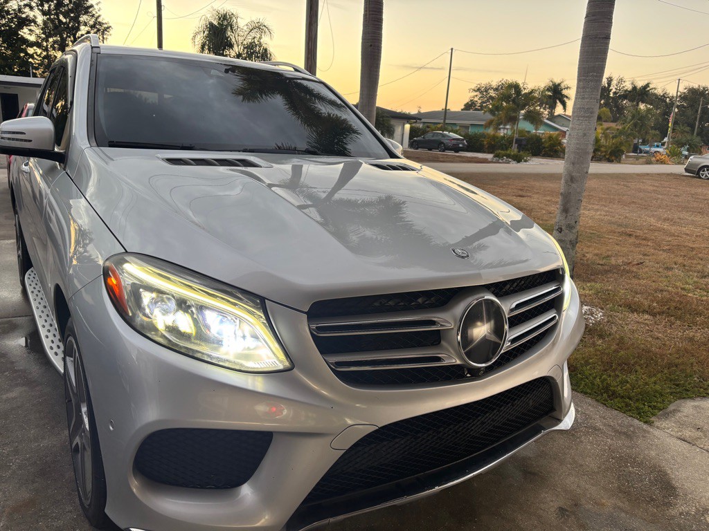 2016 Mercedes-Benz GLE-Class Image 11