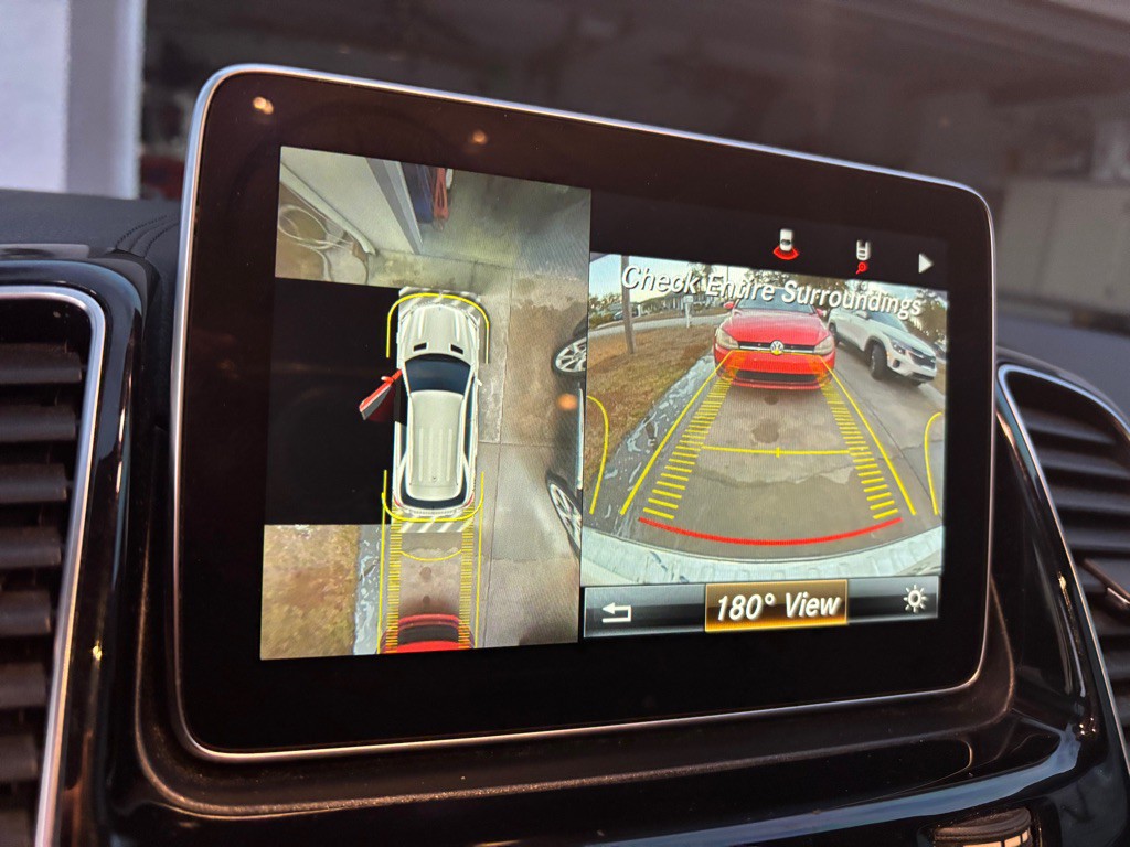 2016 Mercedes-Benz GLE-Class Image 16