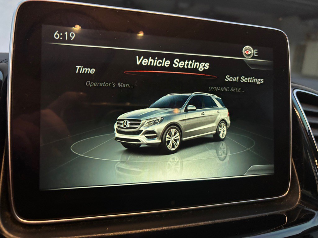 2016 Mercedes-Benz GLE-Class Image 17