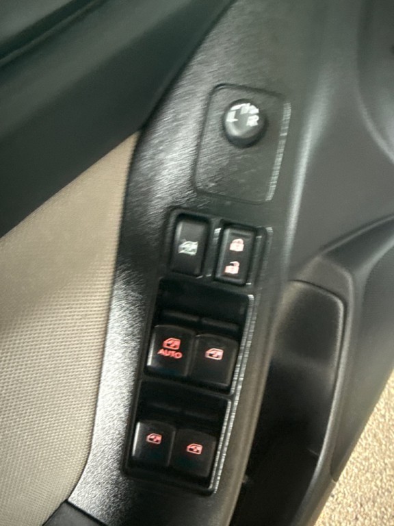 2015 Subaru Forester Image 7