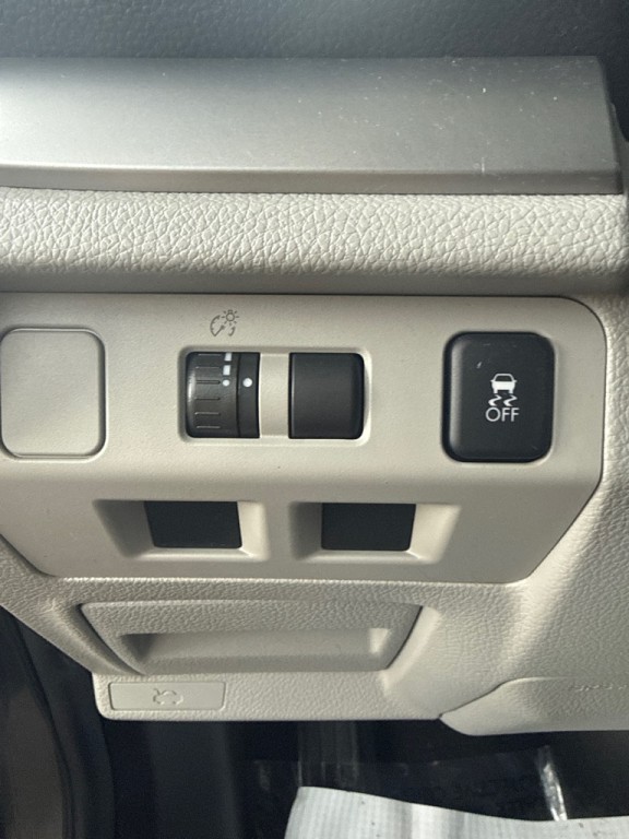 2015 Subaru Forester Image 14