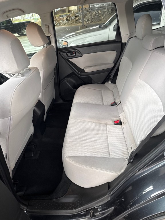 2015 Subaru Forester Image 15