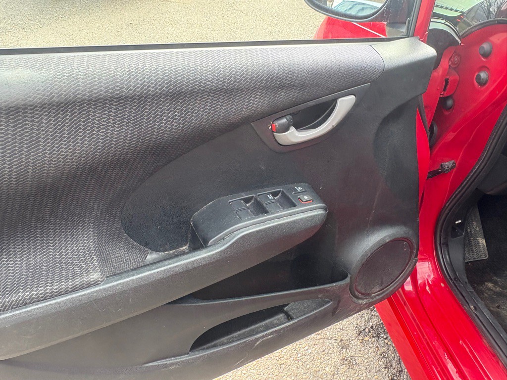 2013 Honda Fit Image 13