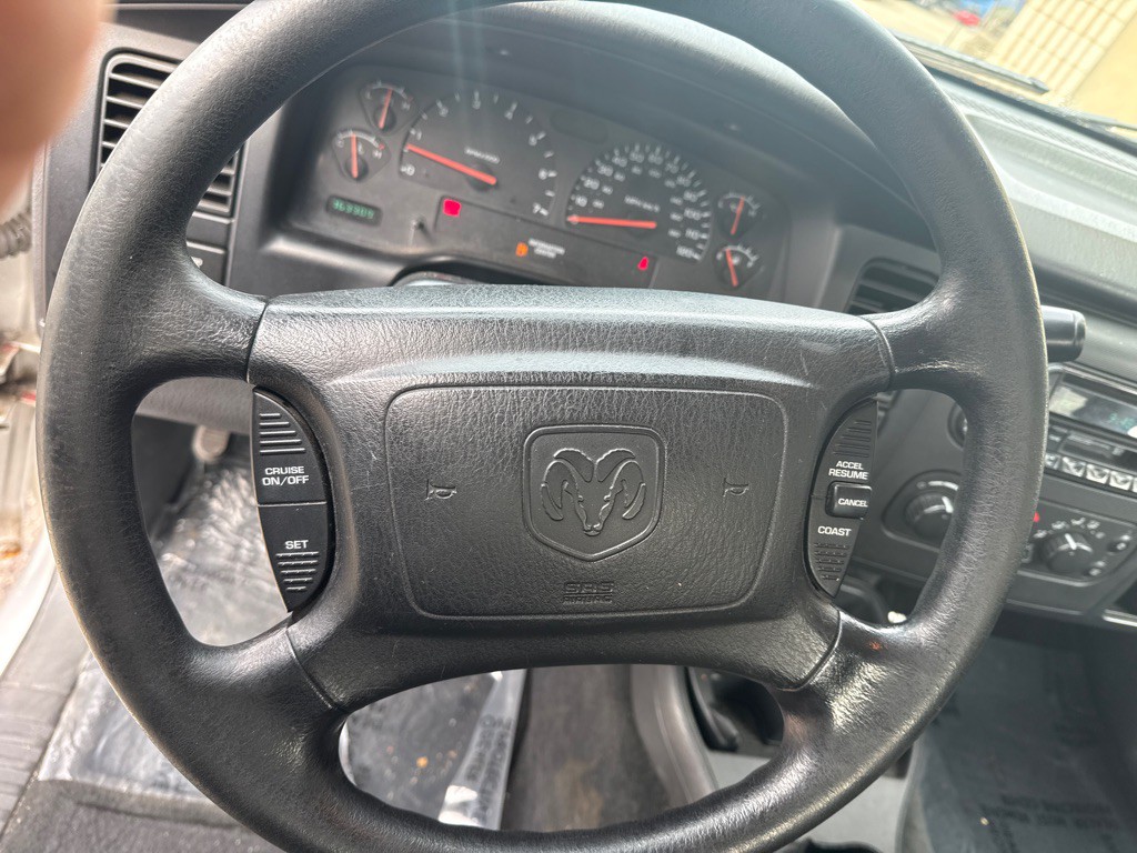 2002 Dodge Dakota Image 8