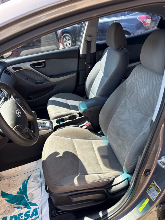 2013 Hyundai Elantra Image 15