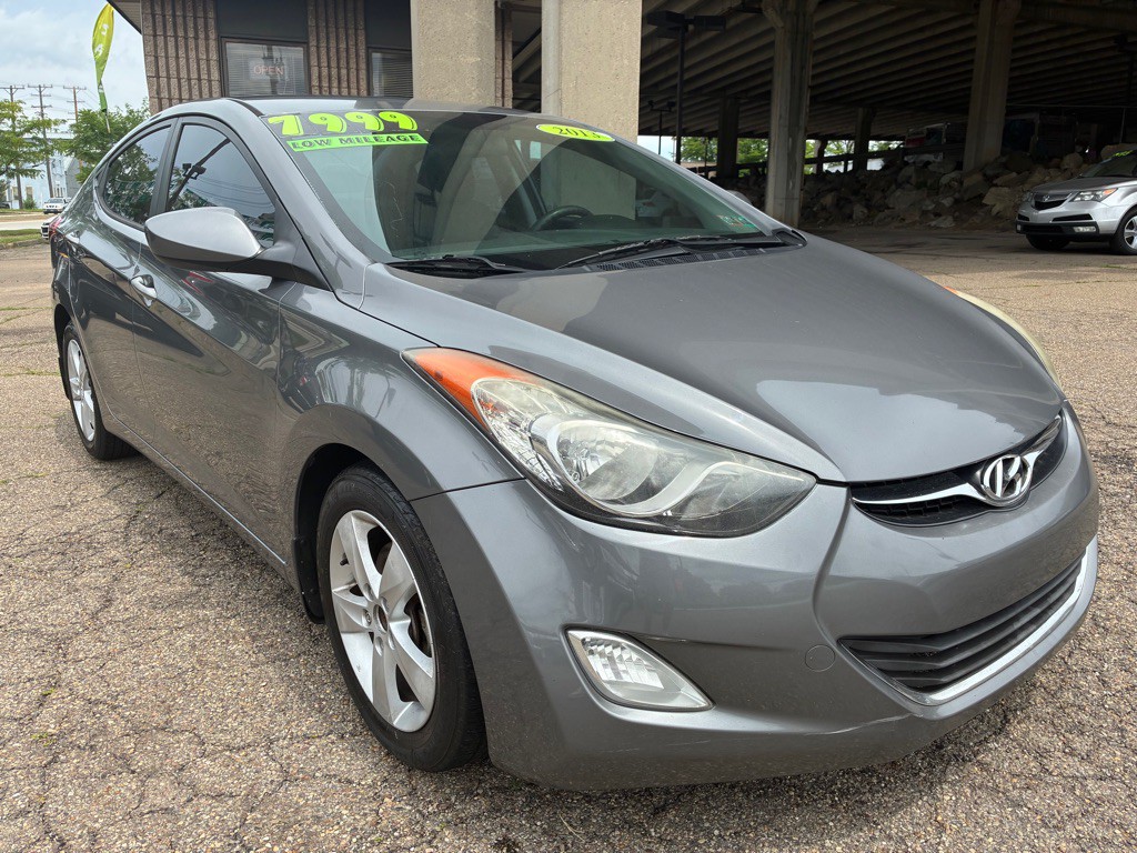 2013 Hyundai Elantra Image 4