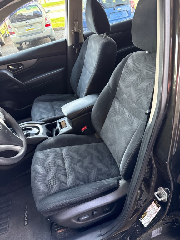 2014 Nissan Rogue Image 15