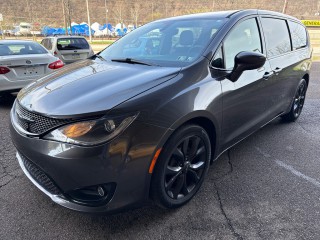 Image for 2018 Chrysler Pacifica Touring Plus ID: 7324535