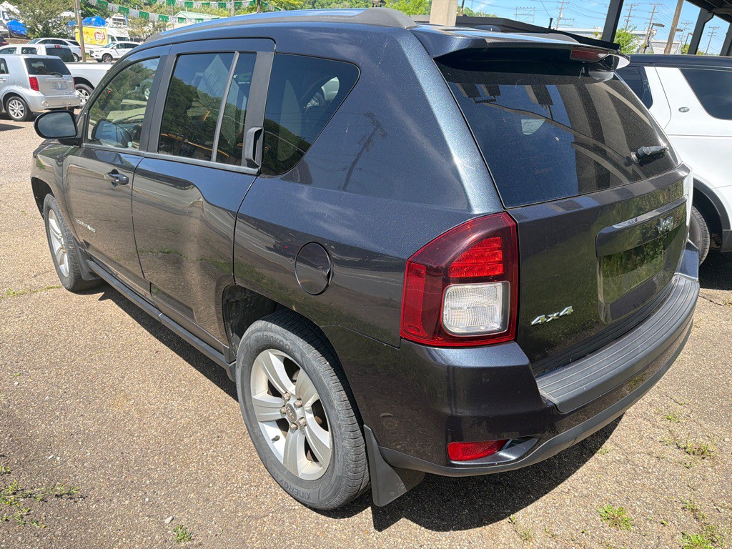 2015 Jeep Compass Image 4