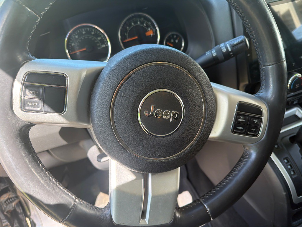 2015 Jeep Compass Image 8