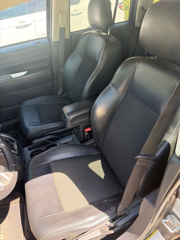 2015 Jeep Compass Image 14