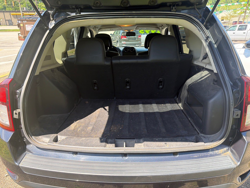 2015 Jeep Compass Image 17