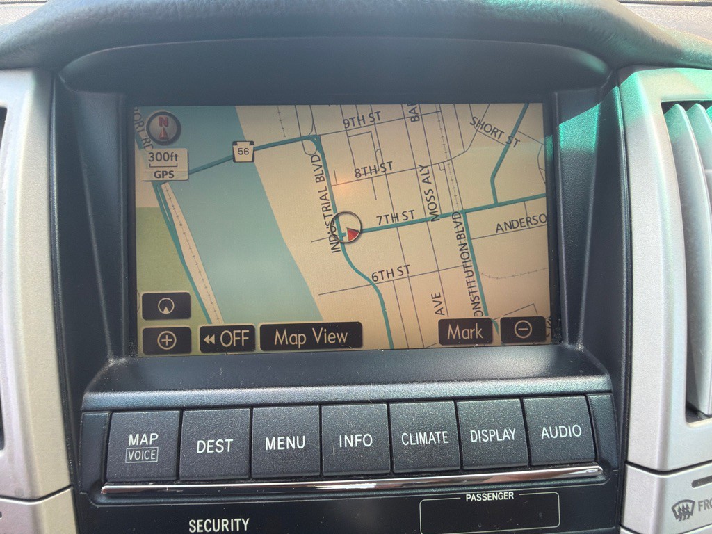 2007 Lexus RX Image 13