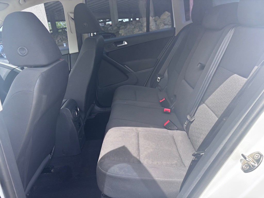 2015 Volkswagen Tiguan Image 8