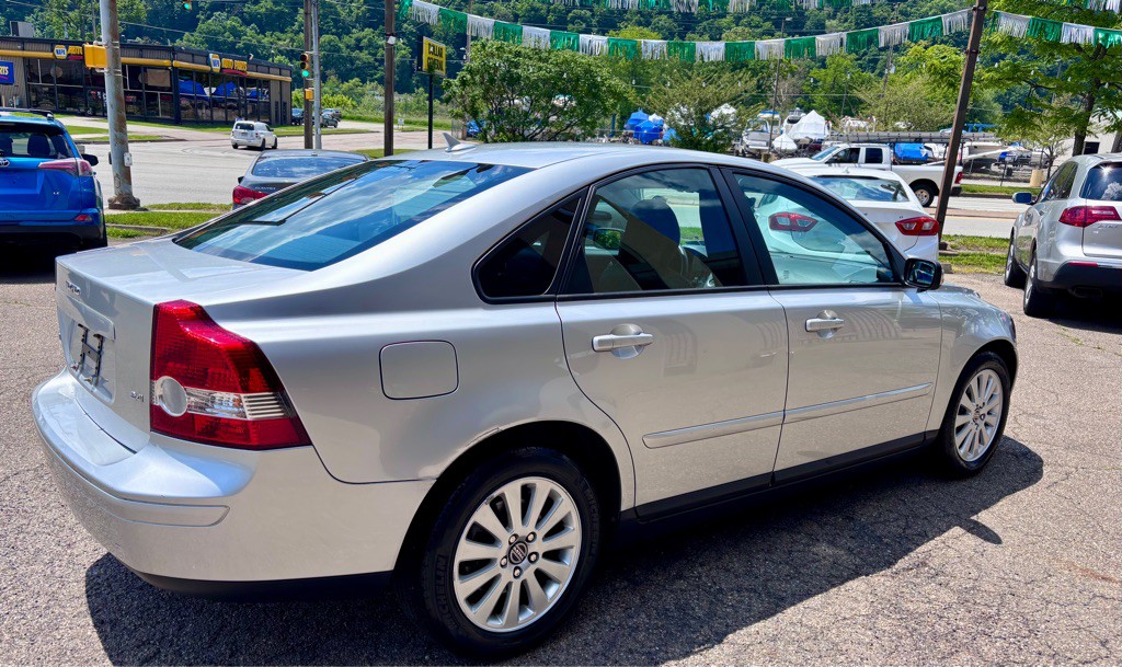 2004 Volvo S40 Image 4