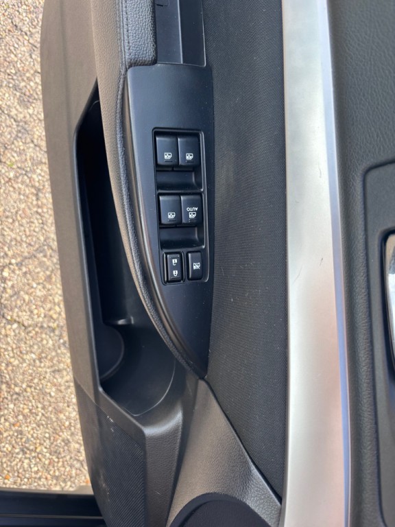 2014 Subaru Outback Image 12