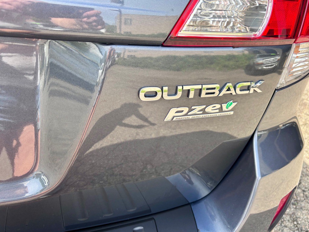 2014 Subaru Outback Image 19