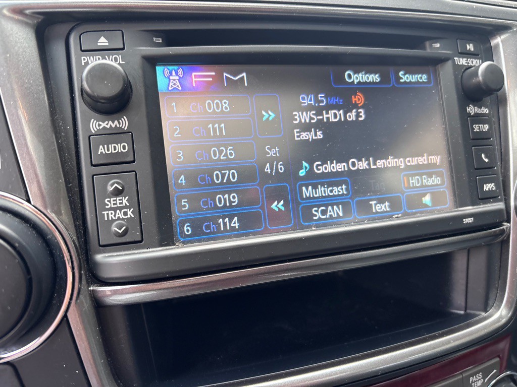 2013 Toyota Highlander Image 19