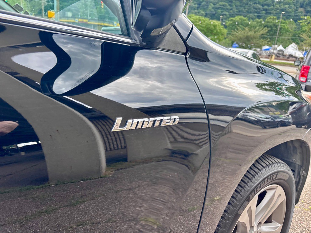 2013 Toyota Highlander Image 23