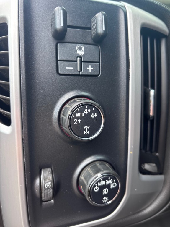 2015 GMC Sierra Image 5