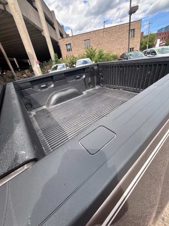 2015 GMC Sierra Image 9