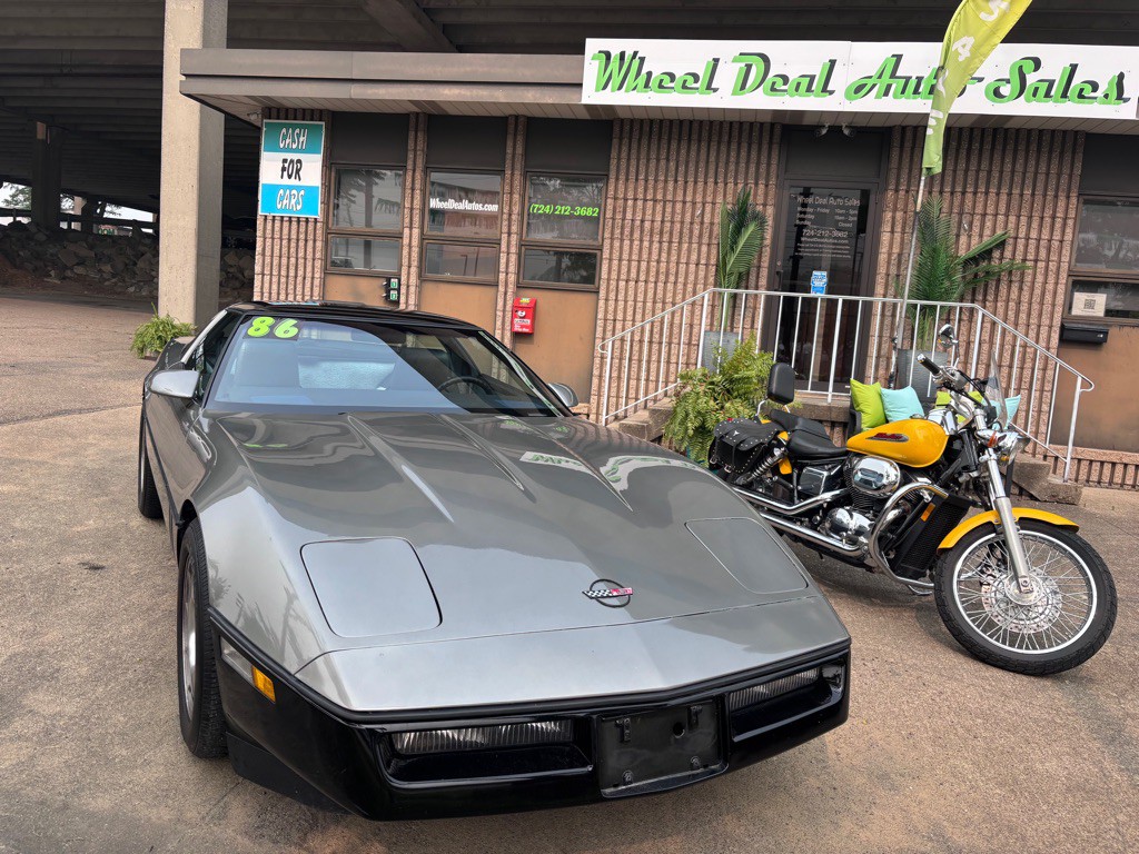 1986 Chevrolet Corvette Image 18