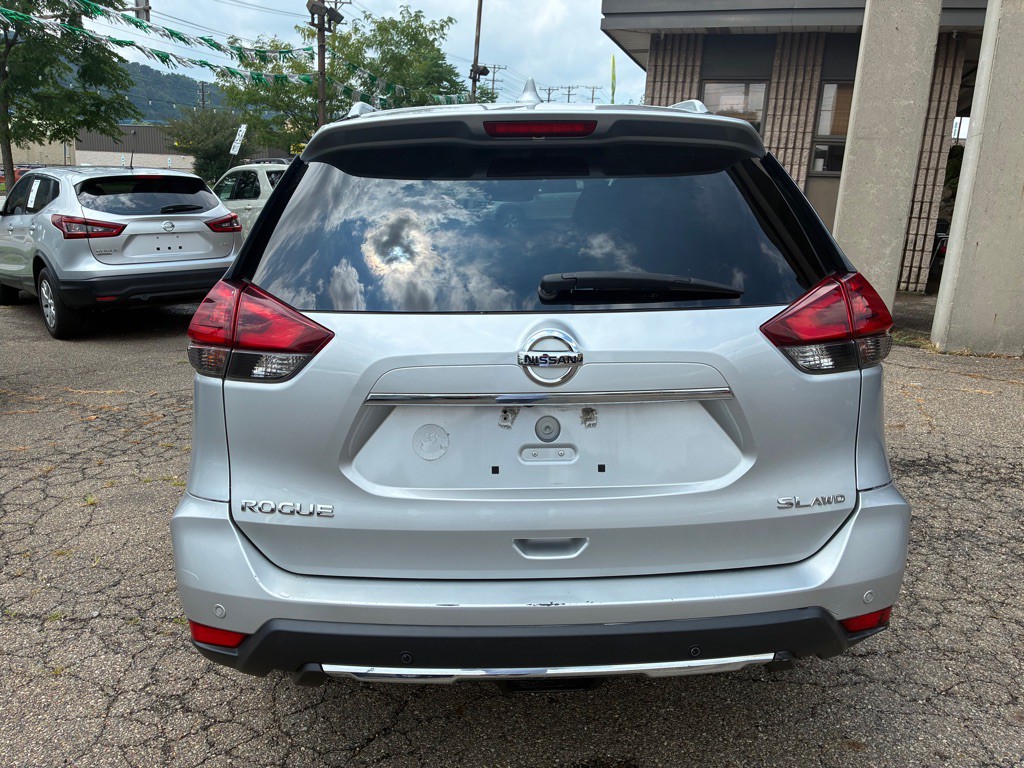 2019 Nissan Rogue Image 4