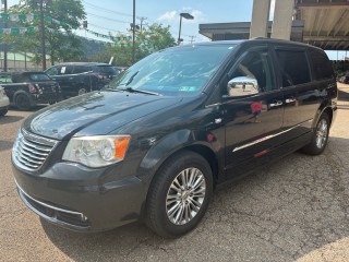 Image for 2014 Chrysler Town & Country 30TH ANNIVERSARY ID: 7557224