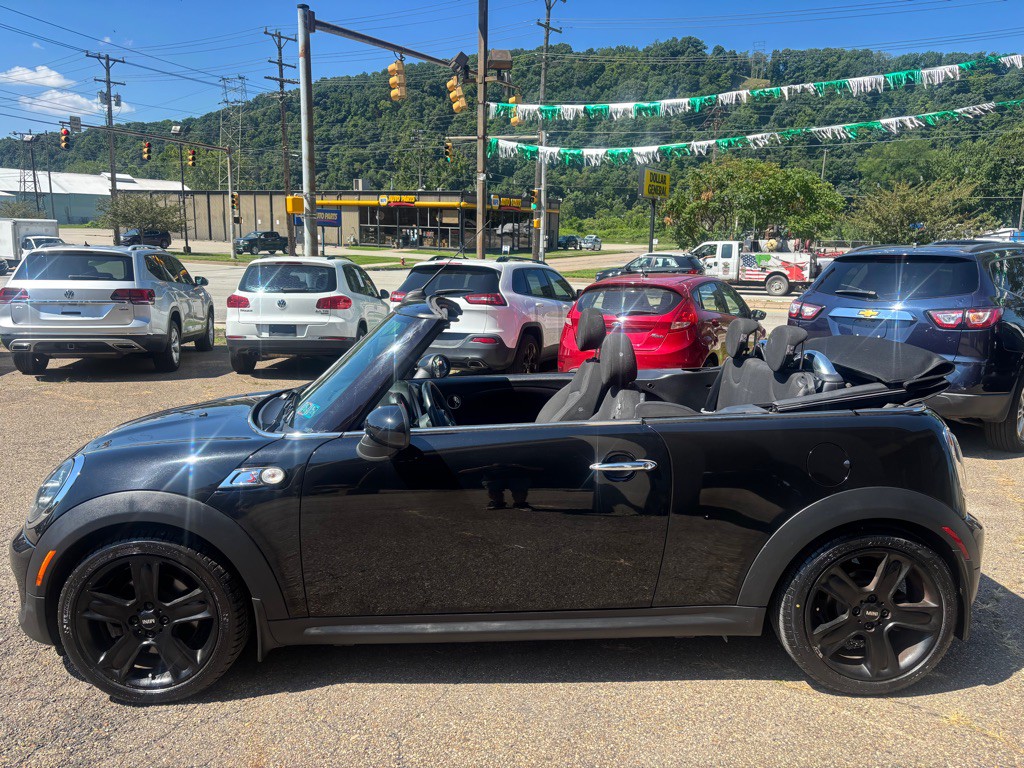 2014 MINI Cooper Image 3